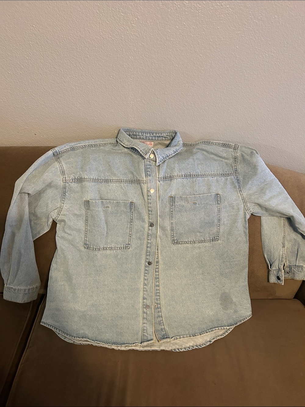 Pink Lily Light Wash Denim Button-Down Shirt - Pale Blue - Picture 5 of 6